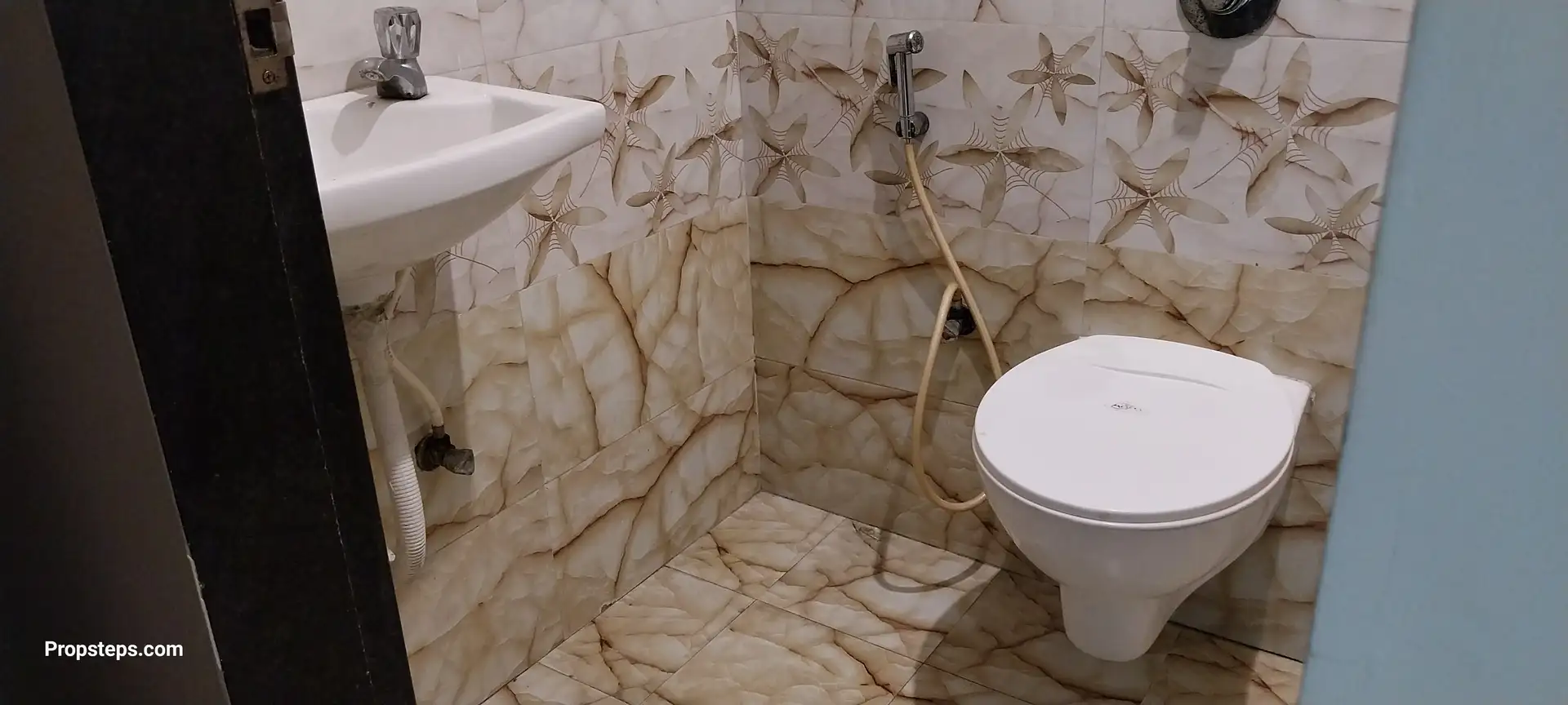 1.5 BHK Flat for Rent in Sethia Sea View, Goregaon West