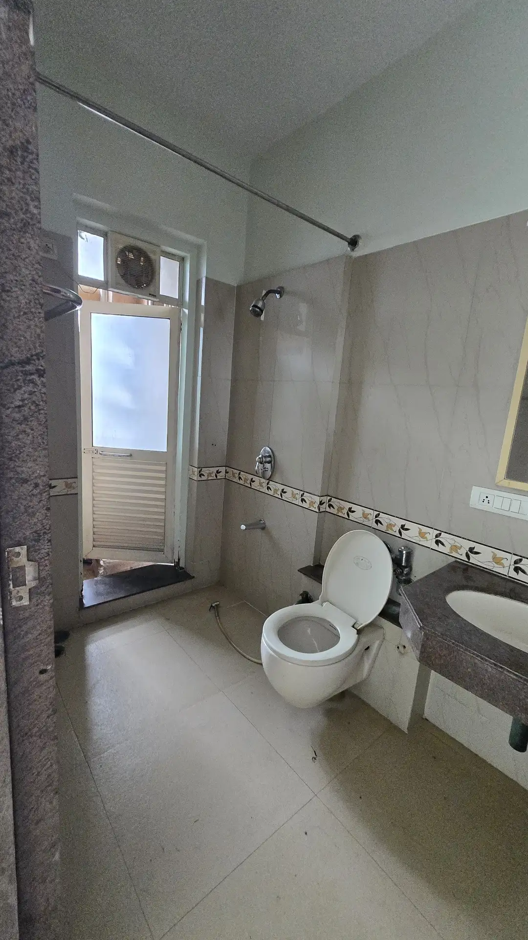 2 BHK Flat for Rent in Interface Heights, Malad West