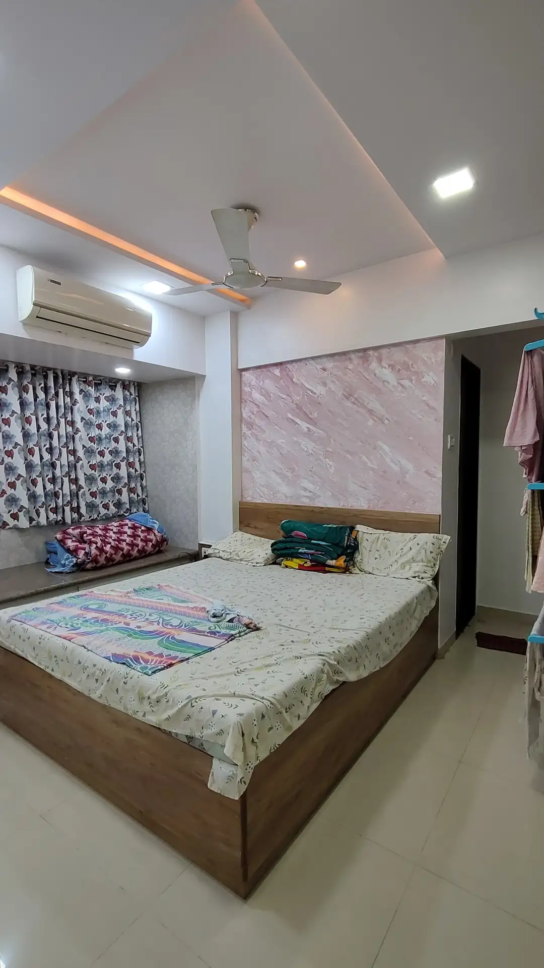 2 BHK Flat for Sale in Bhoomi Gokul Apartment , Goregaon East