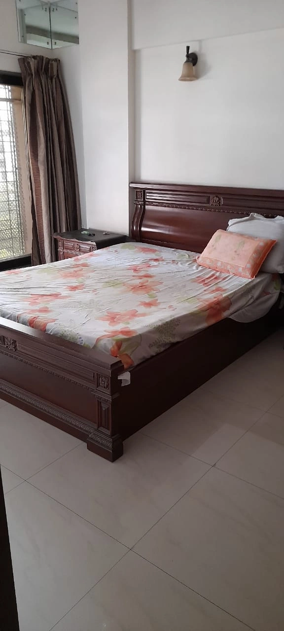 2 BHK Flat for Rent in Solitaire Star, Malad West