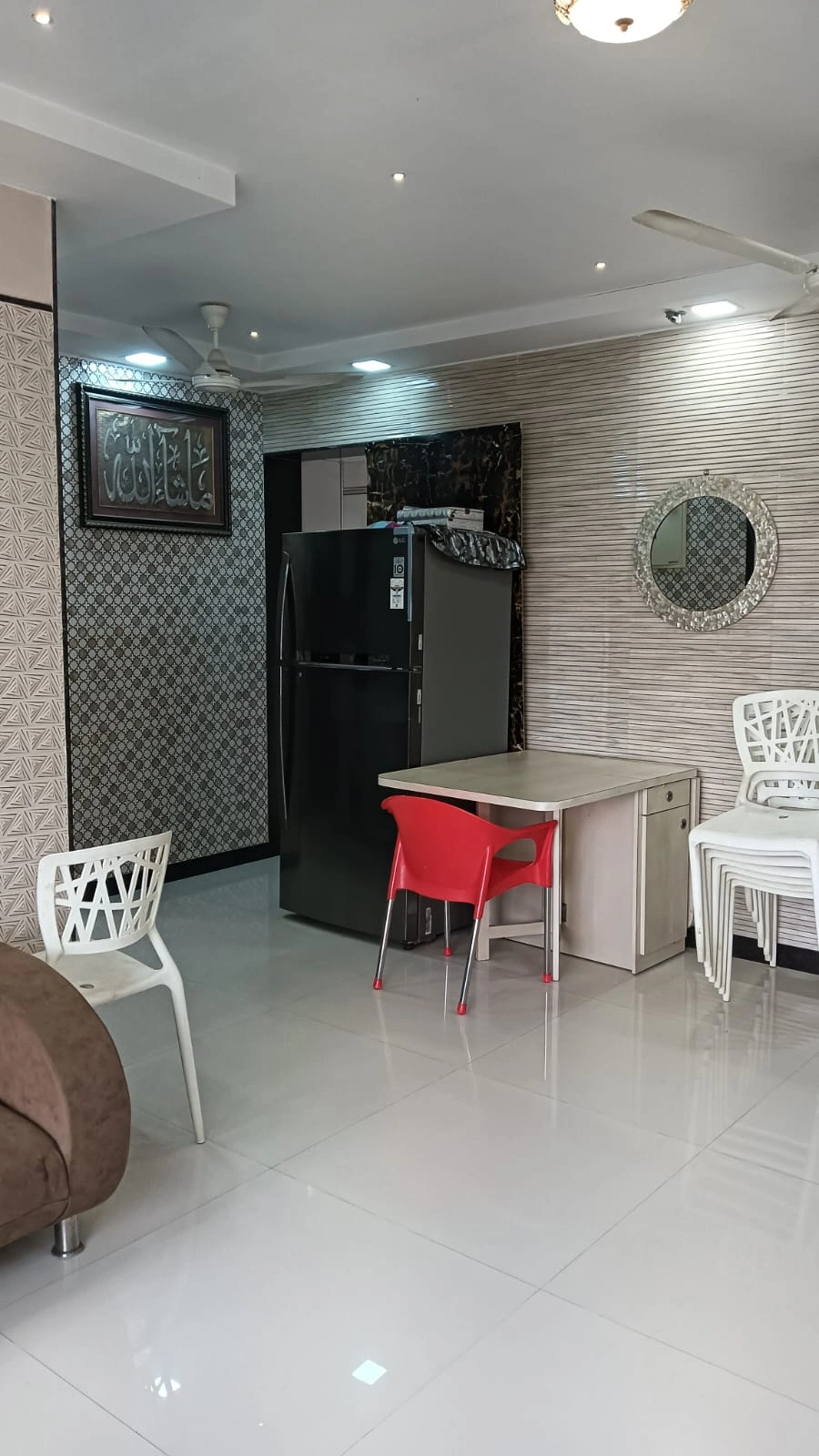 2 BHK Flat for Rent in Solitaire Star, Malad West