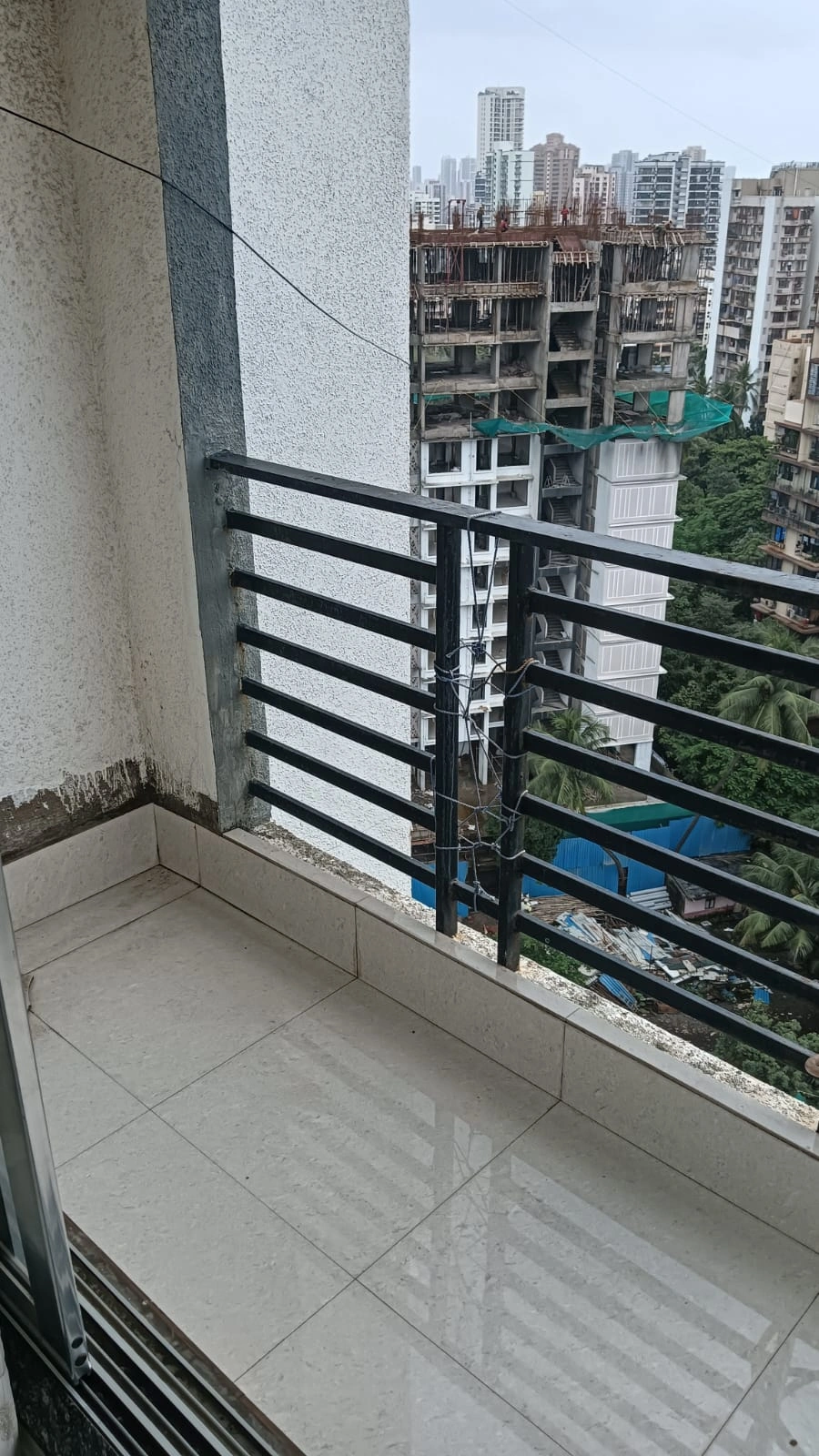 2 BHK Flat for Rent in Solitaire Star, Malad West