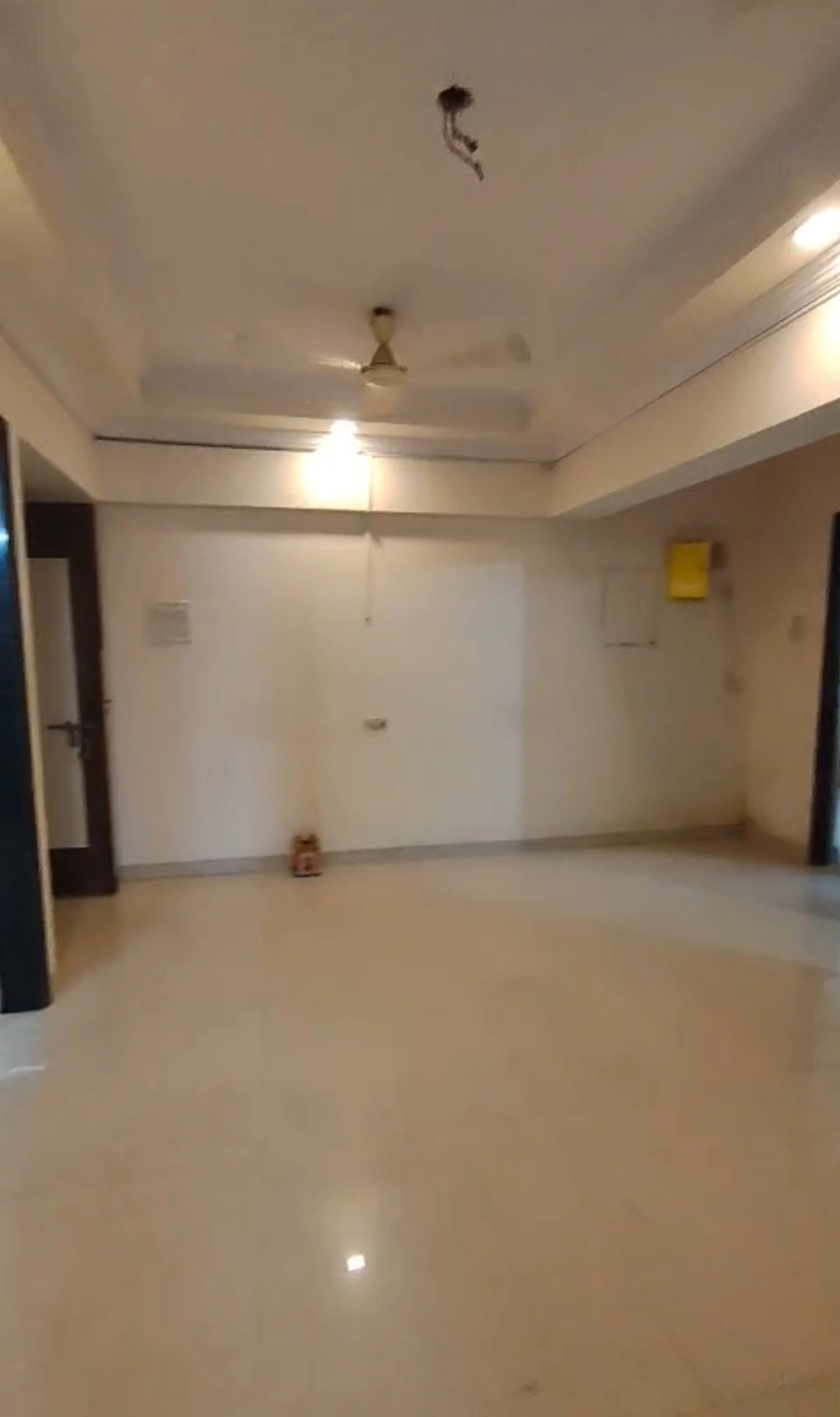 2 BHK Flat for Rent in Jay Rajratan Apartment , Goregaon West