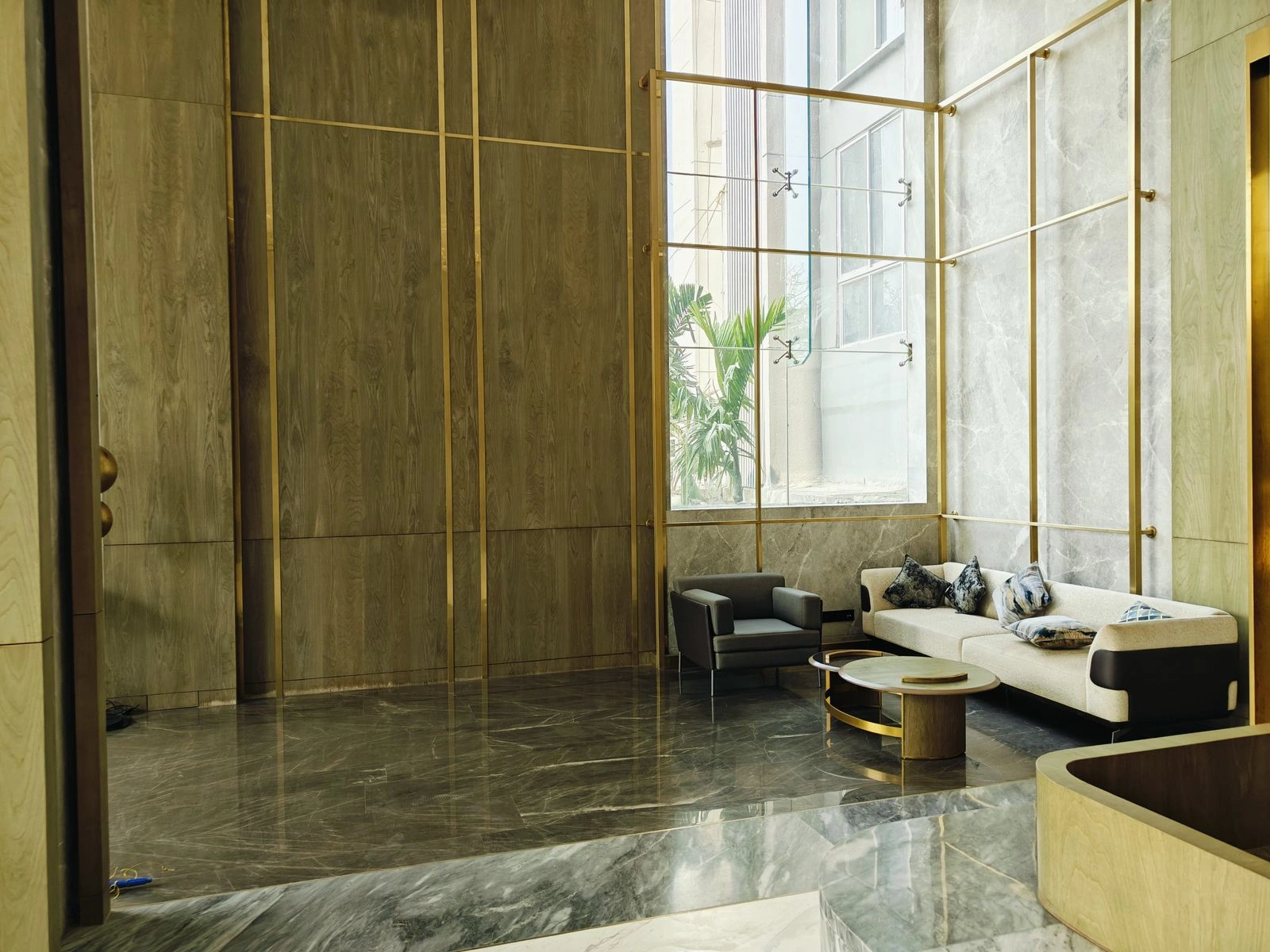 2 BHK Flat for Rent in Sunteck Avenue 4th, Goregaon West
