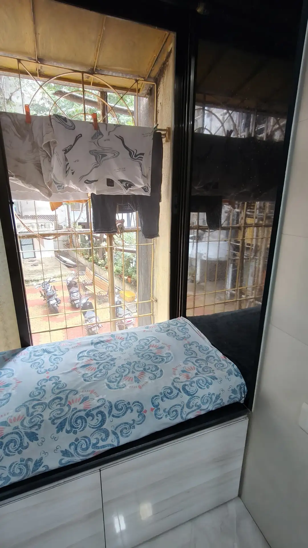 1 BHK Flat for Rent in Vasant Valley Complex, Goregaon East