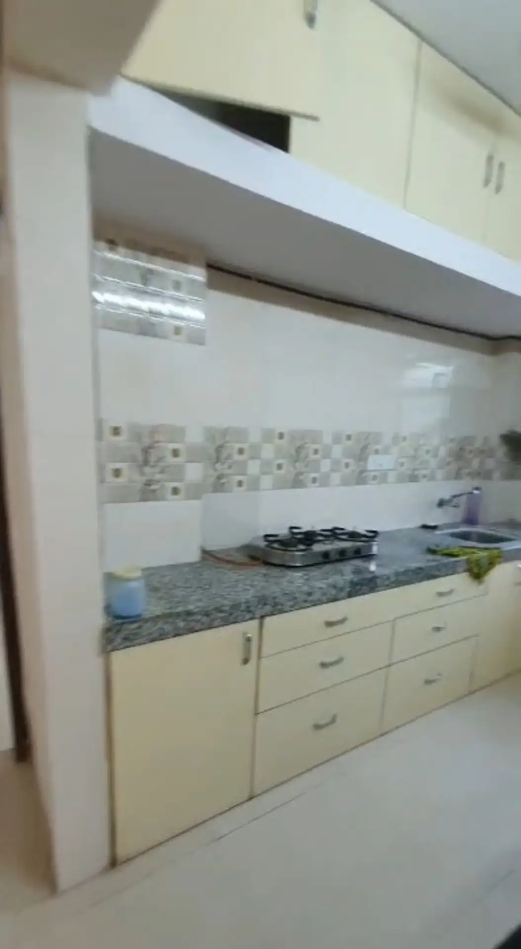 1 BHK Flat for Rent in Om Elegance Society , Malad West