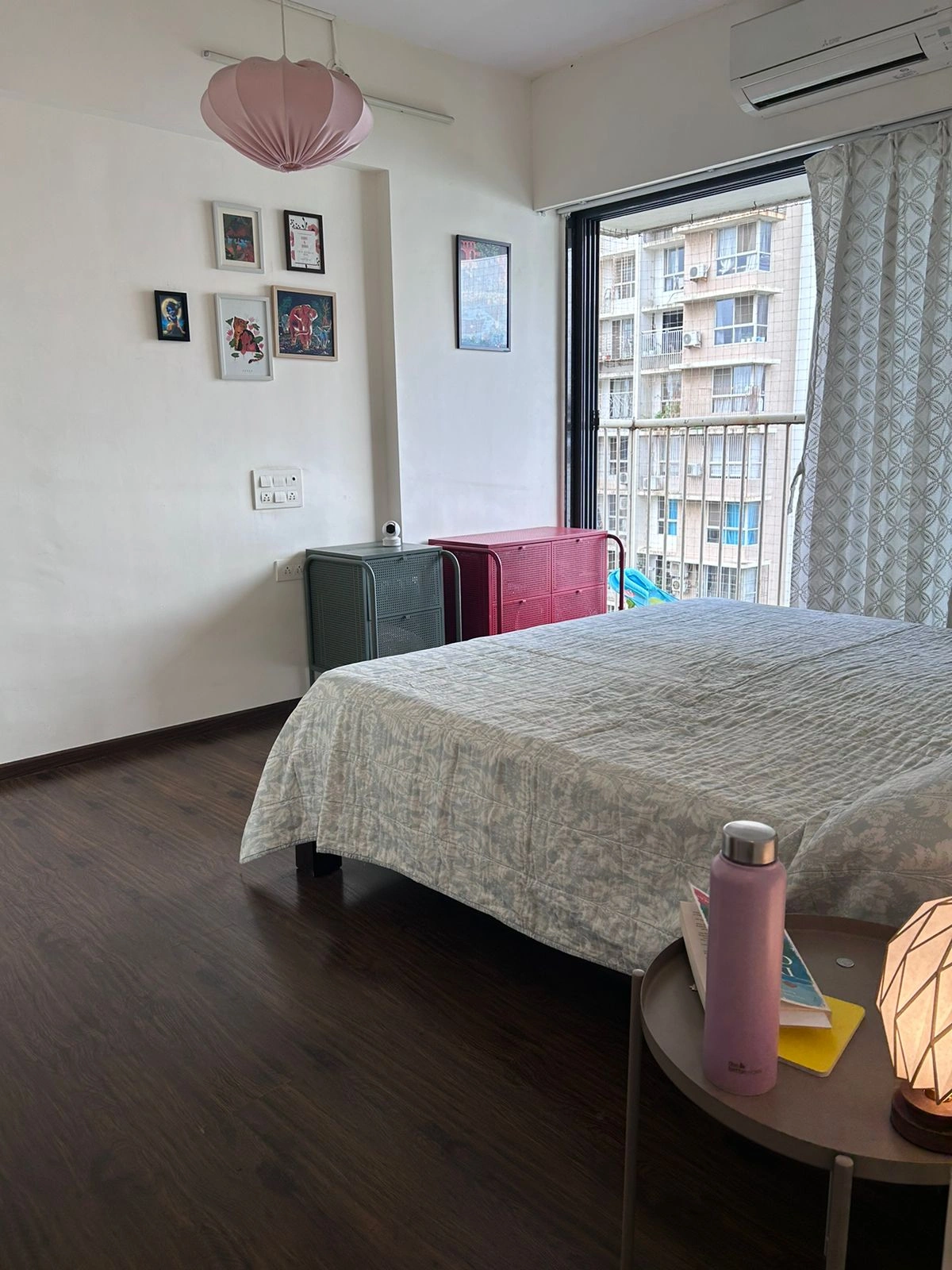 2 BHK Flat for Rent in Aspen Garden, Goregaon East