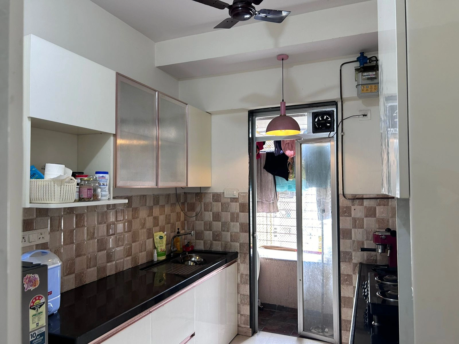 2 BHK Flat for Rent in Aspen Garden, Goregaon East