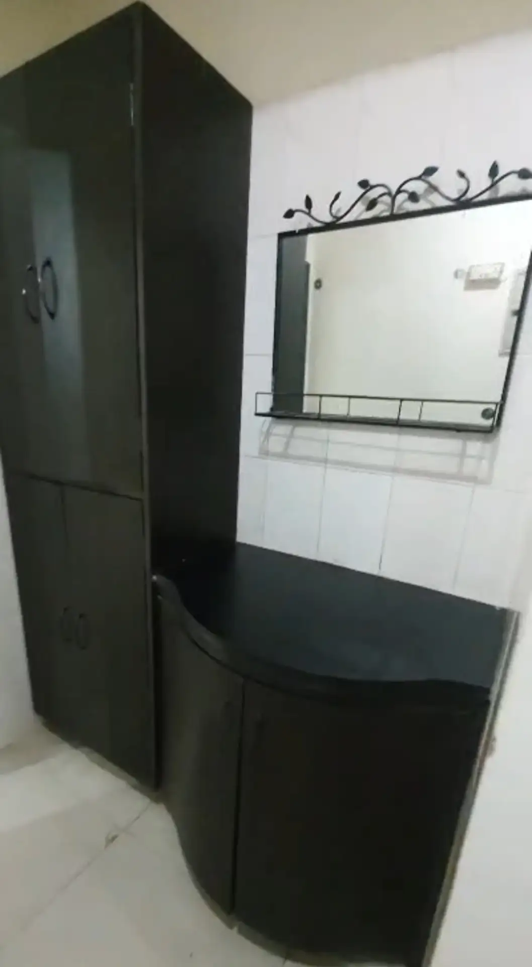 2 BHK Flat for Rent in Shiv Gauri Complex, Malad West