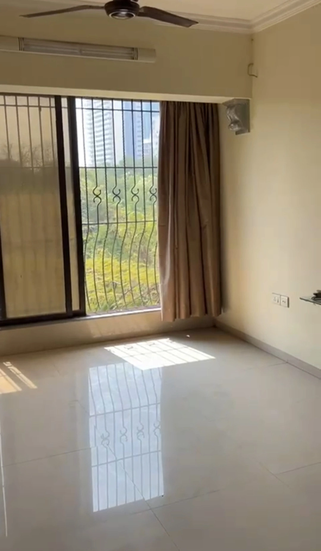 1 BHK Flat for Rent in Mith Chowki, Malad West