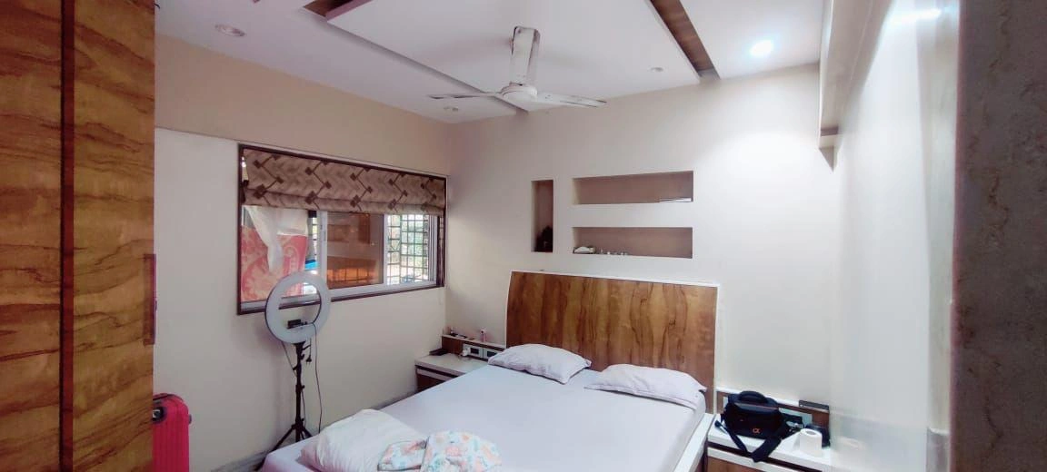 Single Room Girls only Flat for PG in Evershine Nagar, Malad West