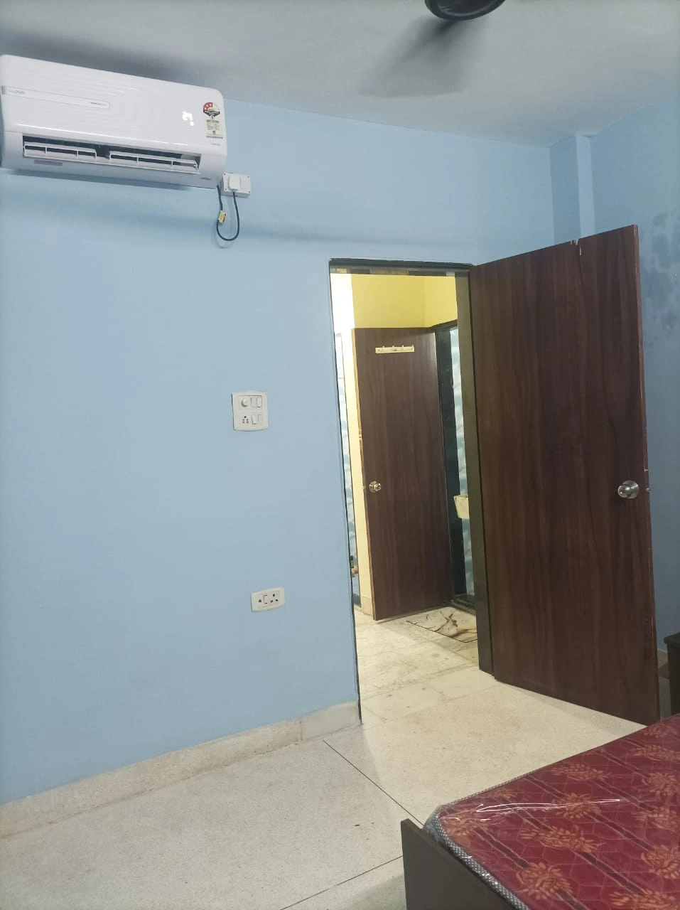 1.5 BHK Flat for Rent in Mantri Park, Goregaon East
