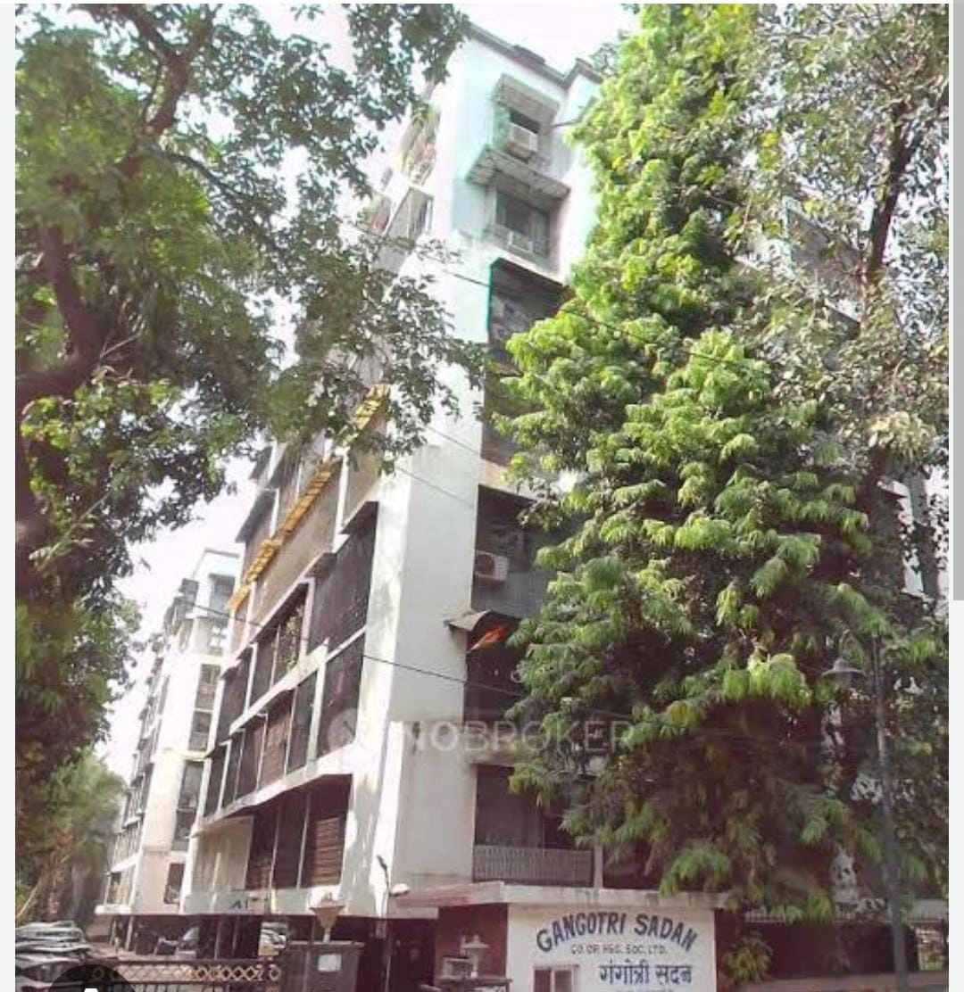 2 BHK Flat for Rent in Gangorti Sadan Society, Goregaon West