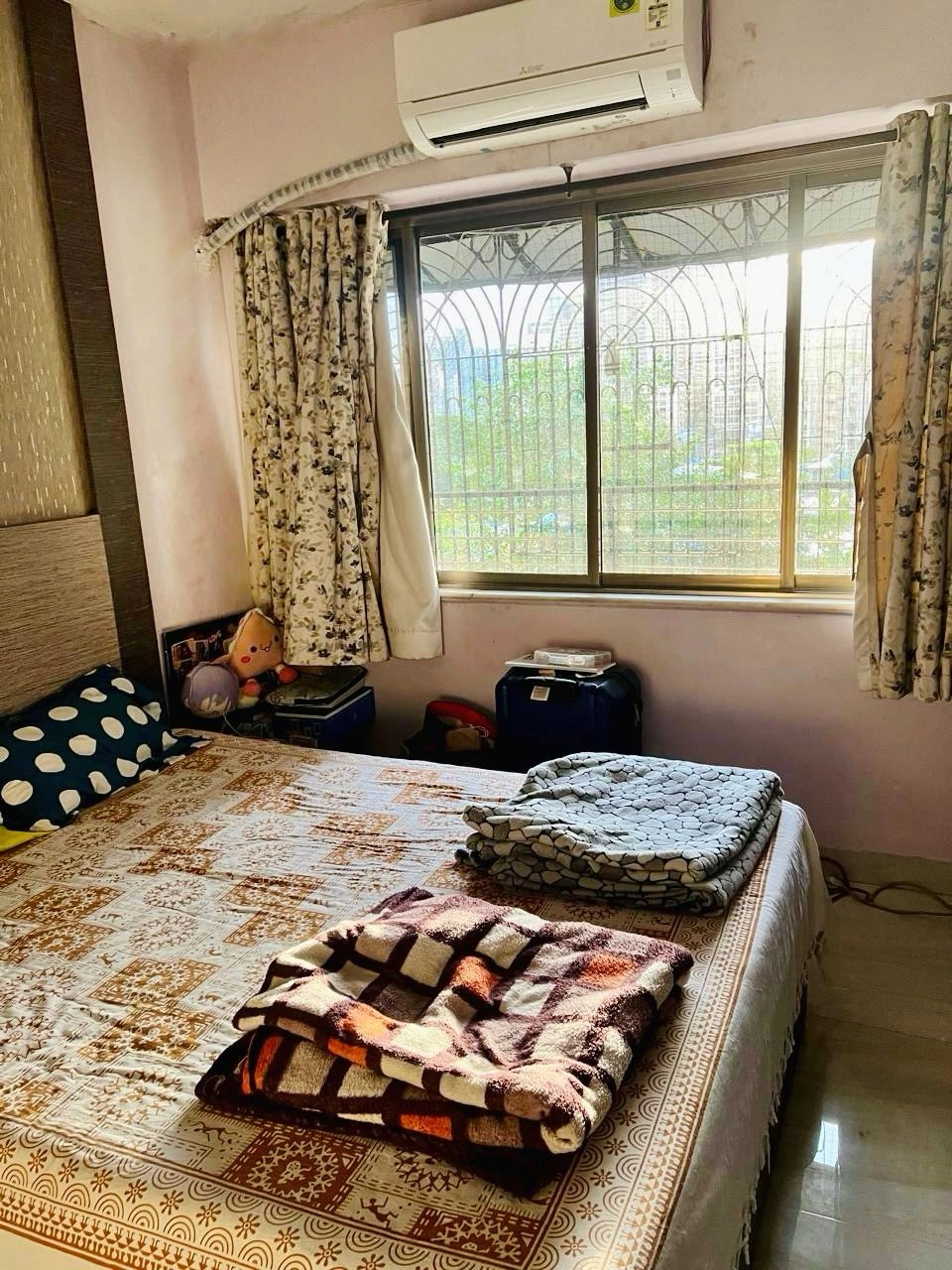 2 BHK Flat for Rent in Gangorti Sadan Society, Goregaon West