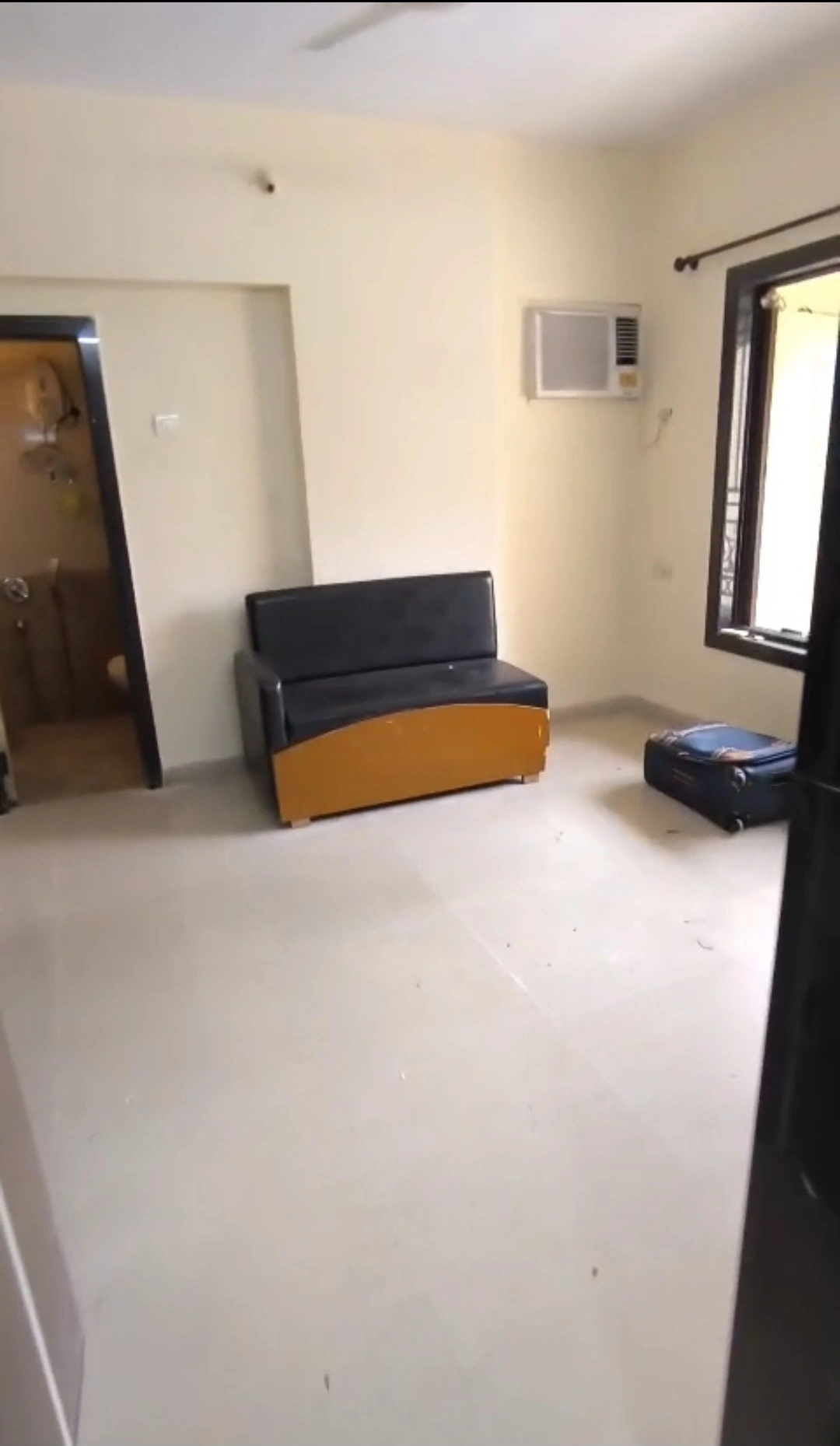 2 BHK Flat for Rent in Blue Orbit Tower, Malad West