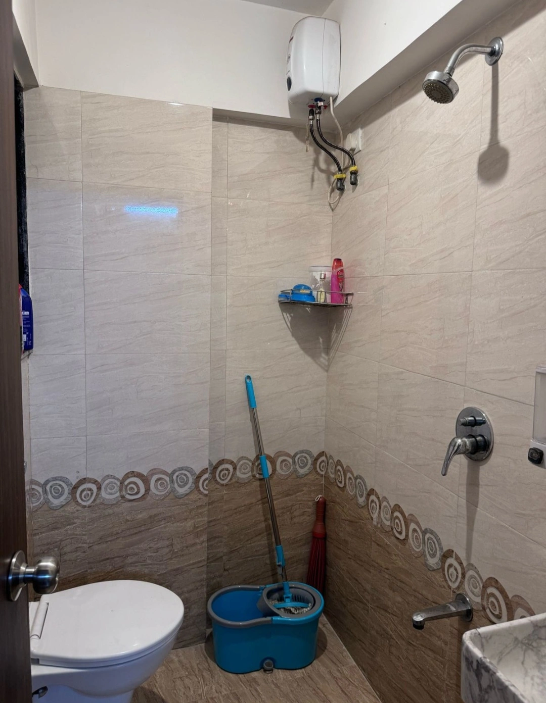 1.5 BHK Flat for Rent in Sethia Sea View, Goregaon West