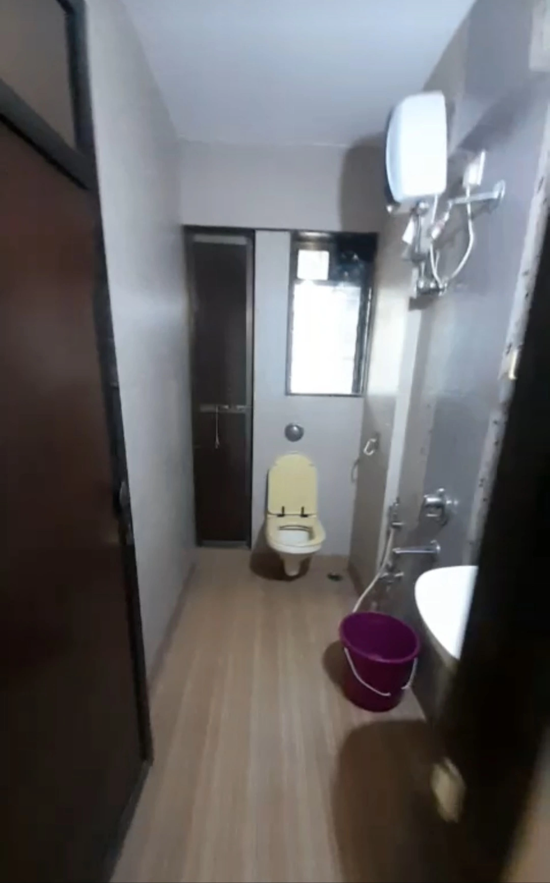 2 BHK Flat for Rent in Deshbandhu Tower, Goregaon West