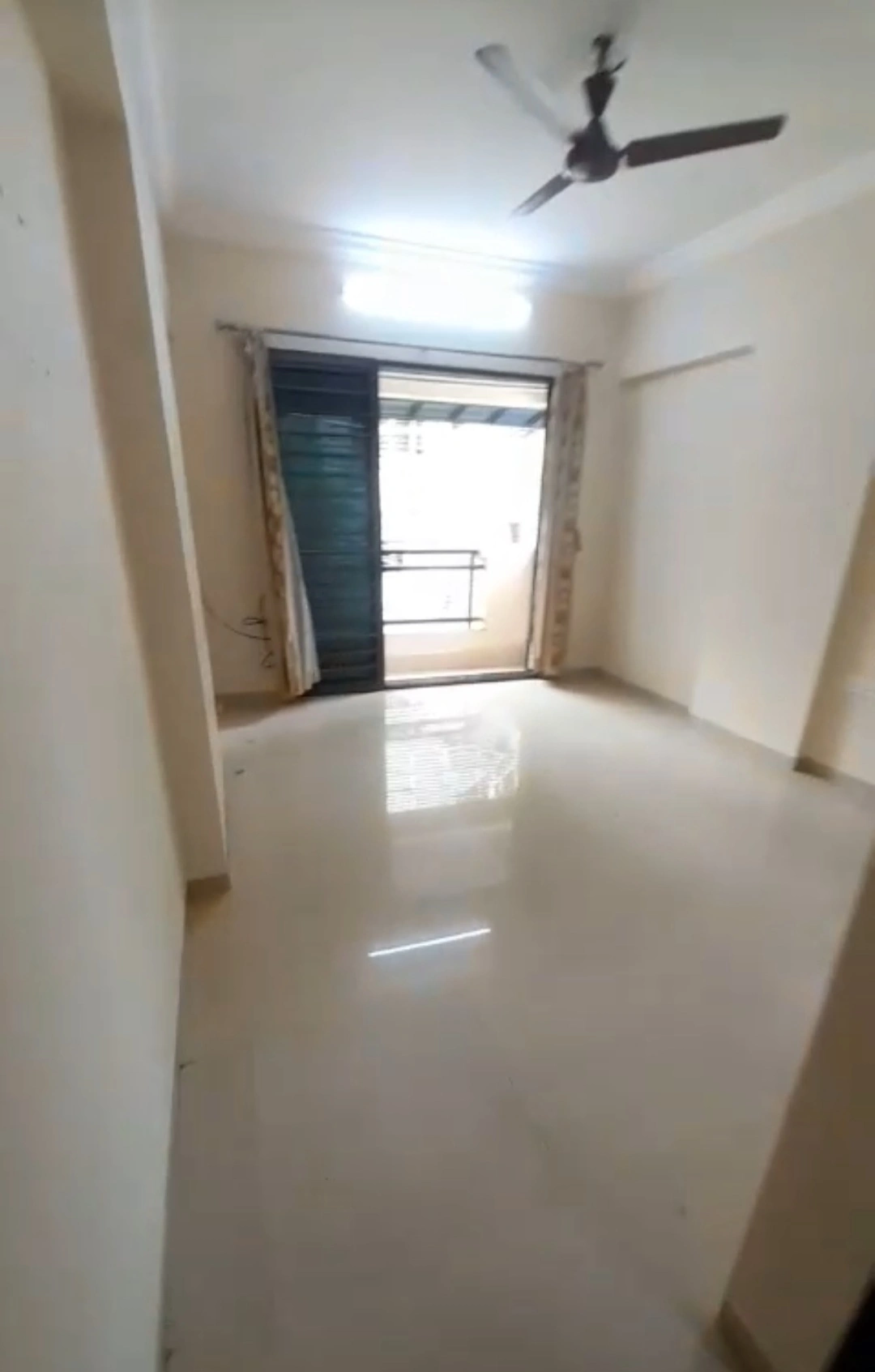 2 BHK Flat for Rent in Deshbandhu Tower, Goregaon West