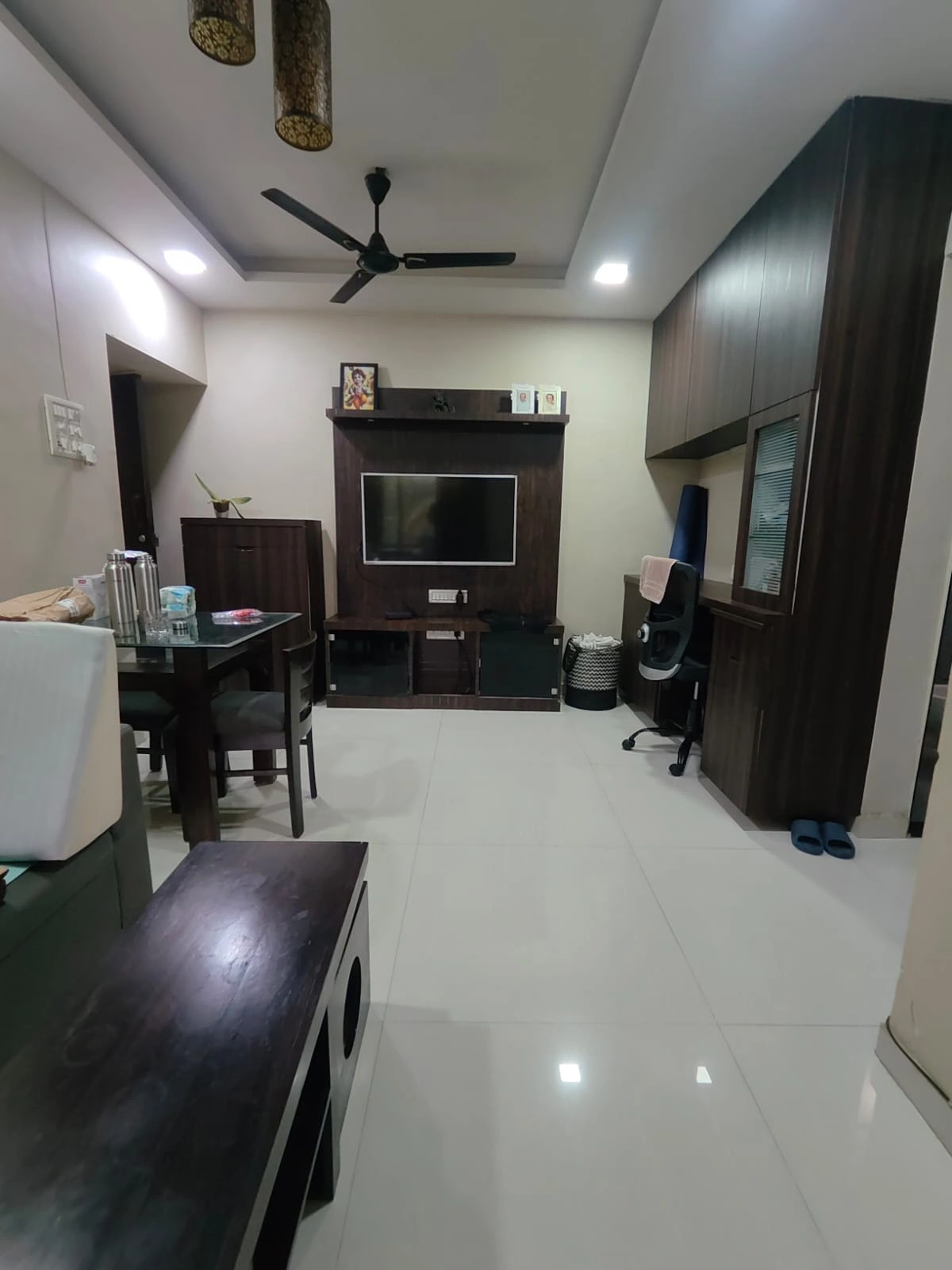 2 BHK Flat for Rent in Raheja Residency , Goregaon East