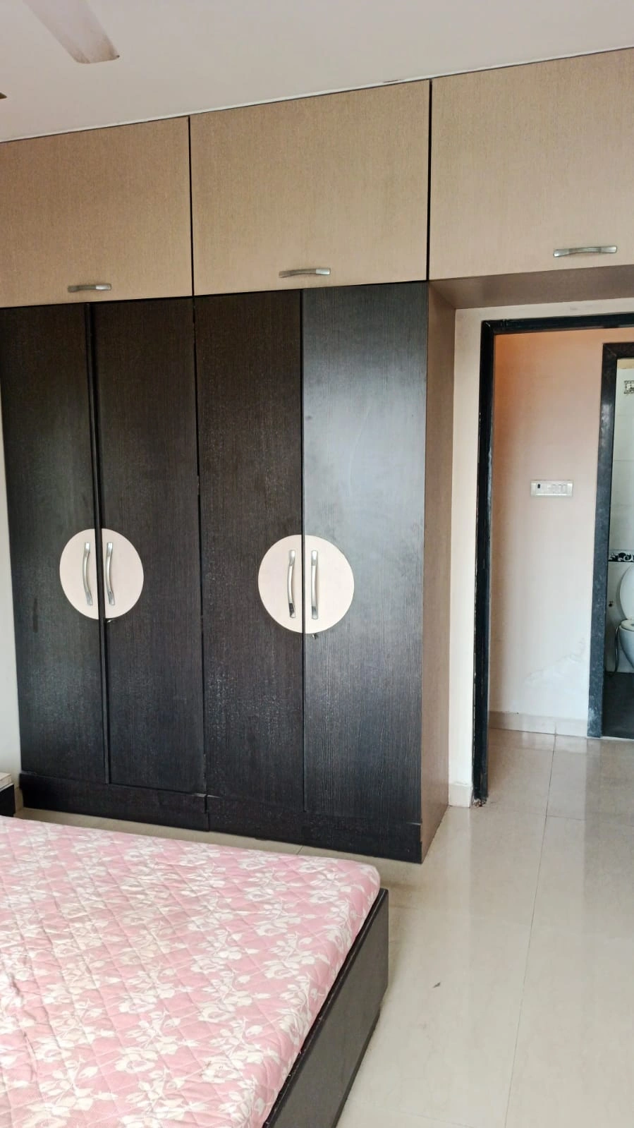 2 BHK Flat for Rent in Raheja Residency , Goregaon East