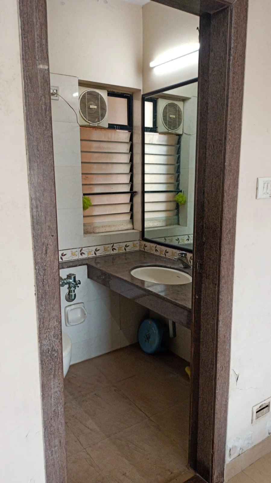 2 BHK Flat for Rent in Raheja Residency , Goregaon East