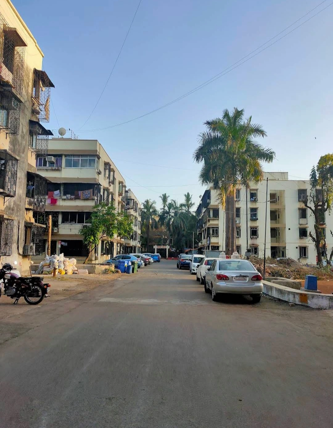 1 BHK Flat for Rent in Pawan Baugh, Malad West