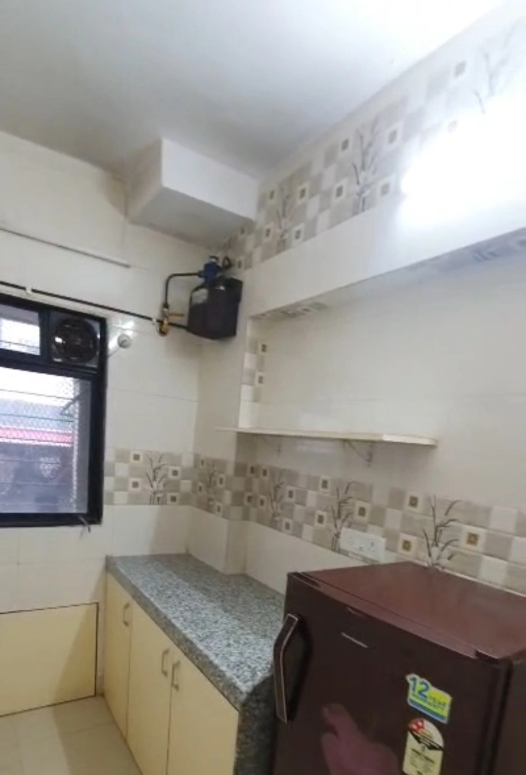 1 BHK Flat for Rent in Om Elegance Apartment, Malad West
