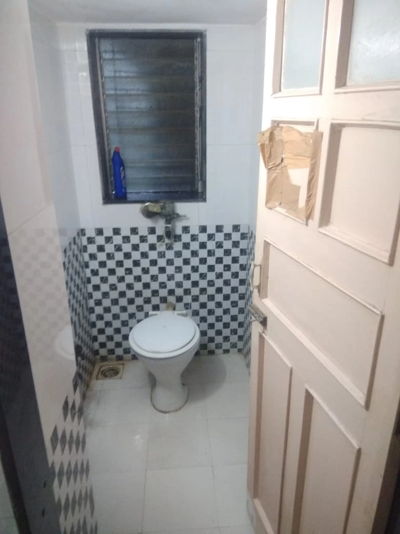 1 BHK Flat for Rent in Marble Arch Society, Malad West