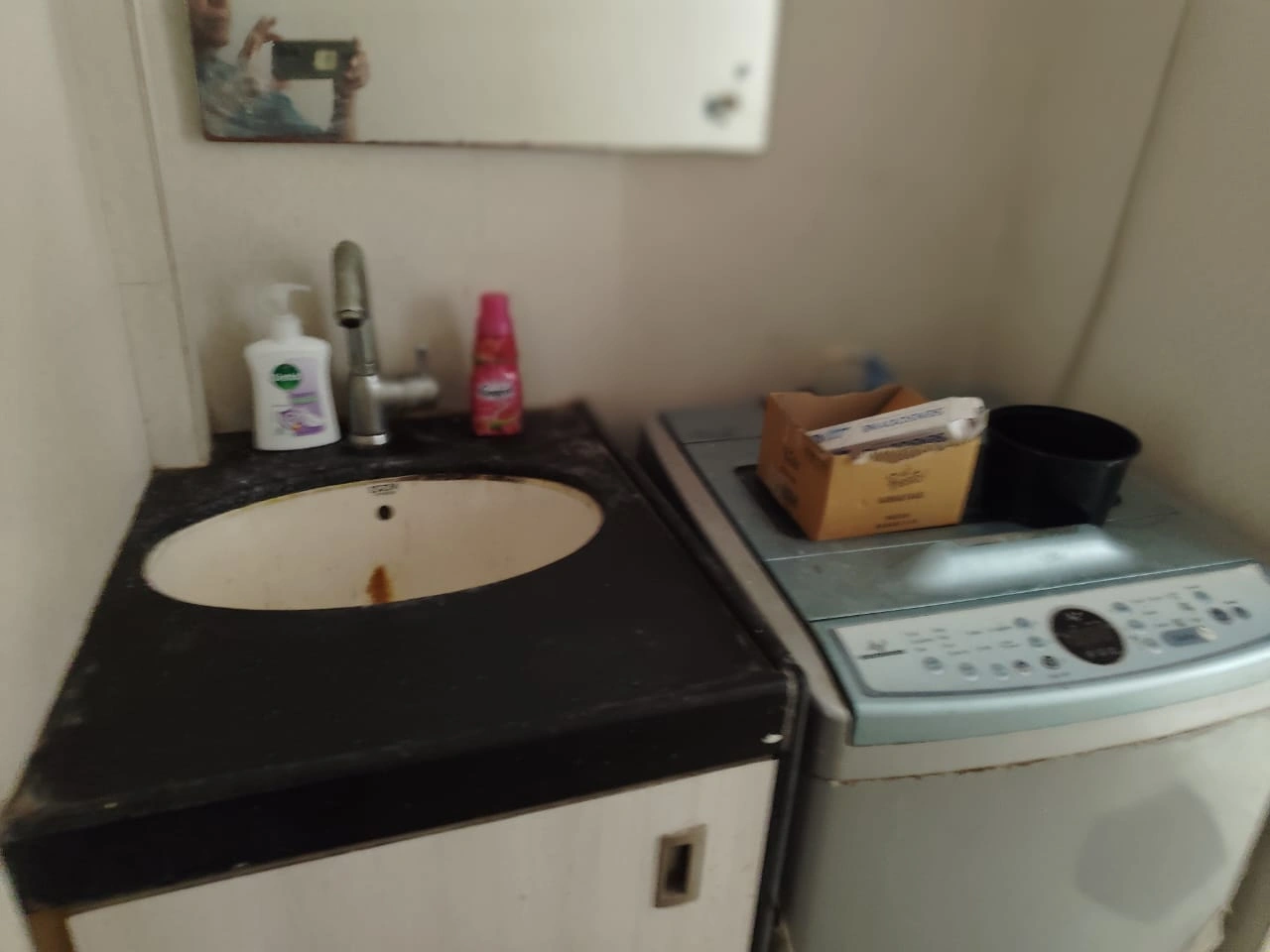 1.5 BHK Flat for Rent in Mantri Park, Goregaon East
