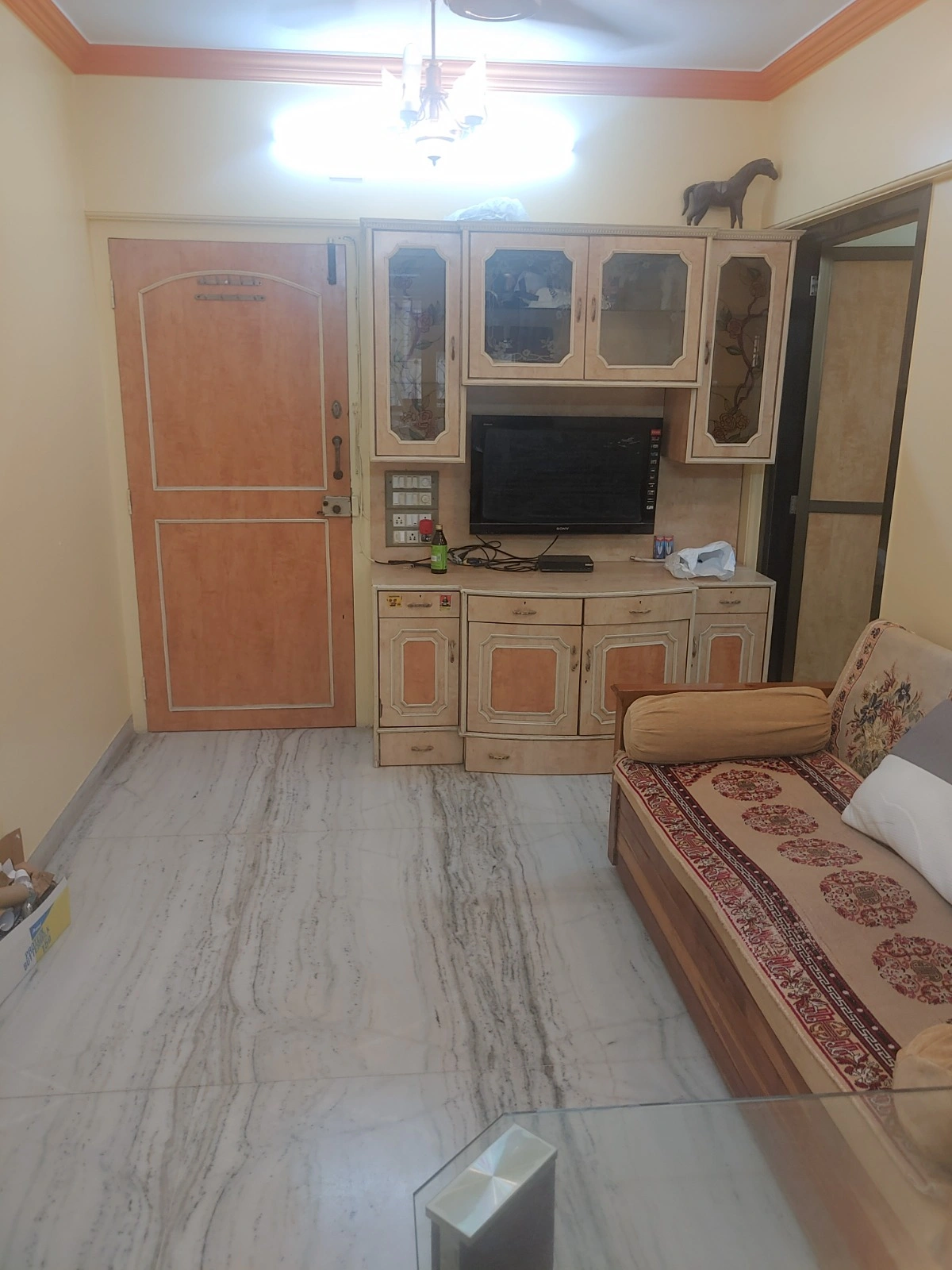 1 BHK Flat for Rent in Suraj Heights, Goregaon East