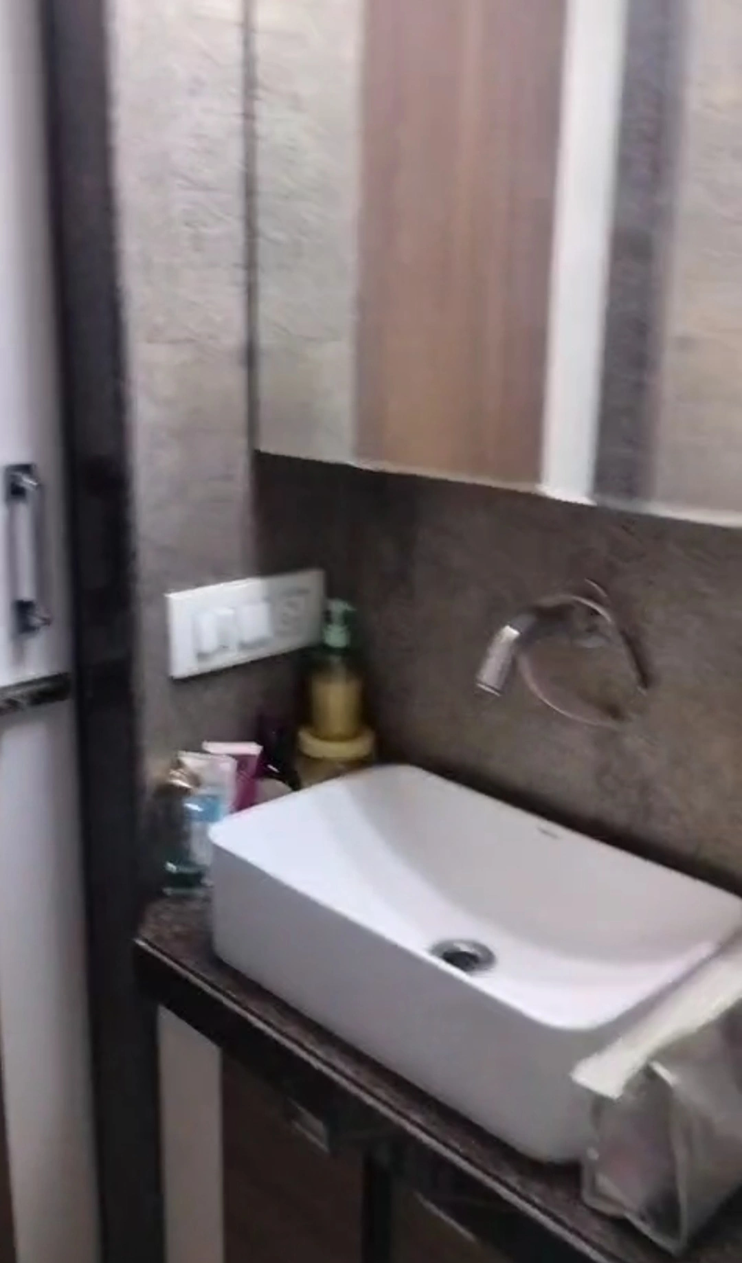 1 BHK Flat for Rent in Ahimsha Dham, Malad West