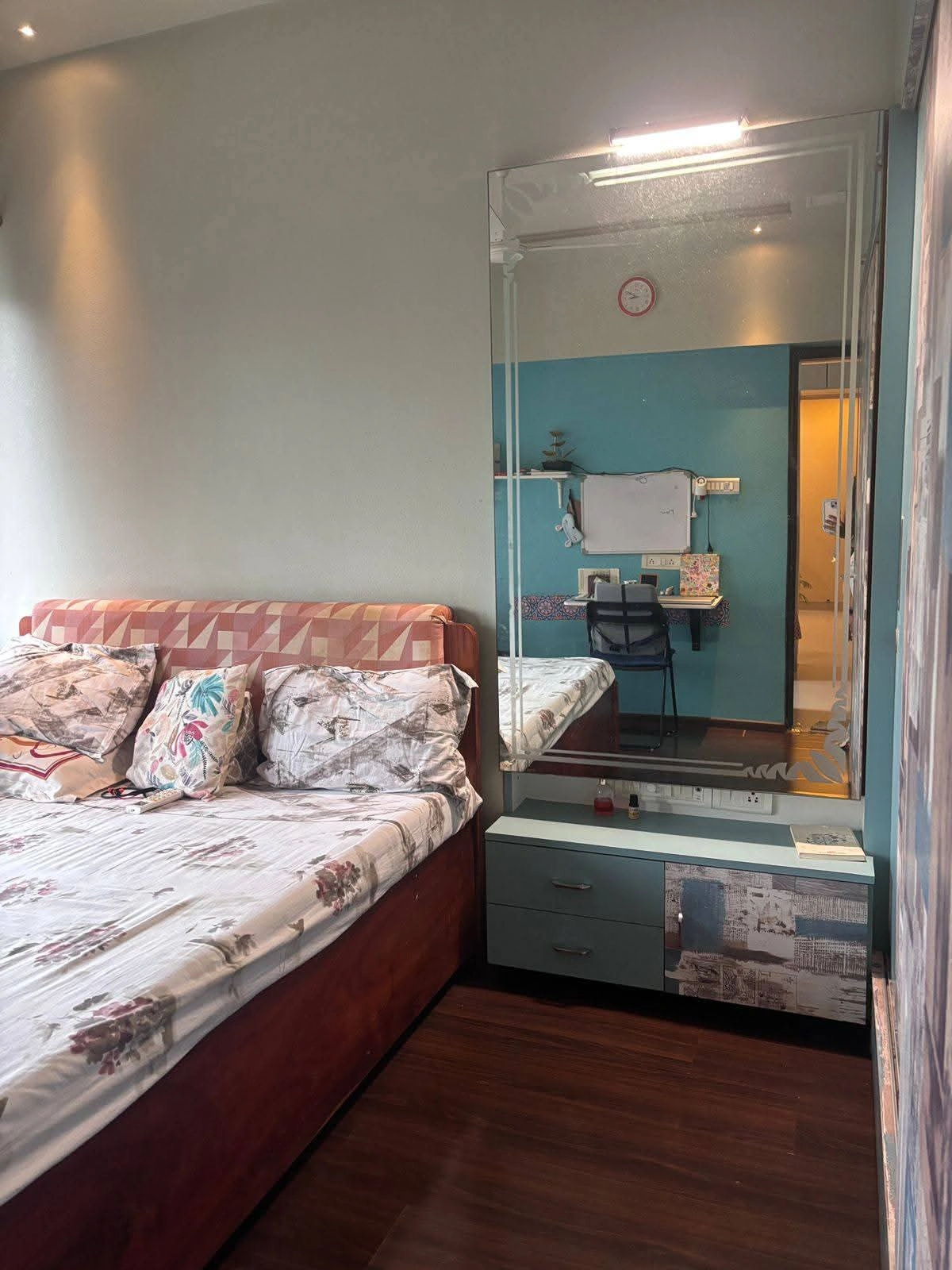1 BHK Flat for Rent in Conwood Astoria Tower, Goregaon East