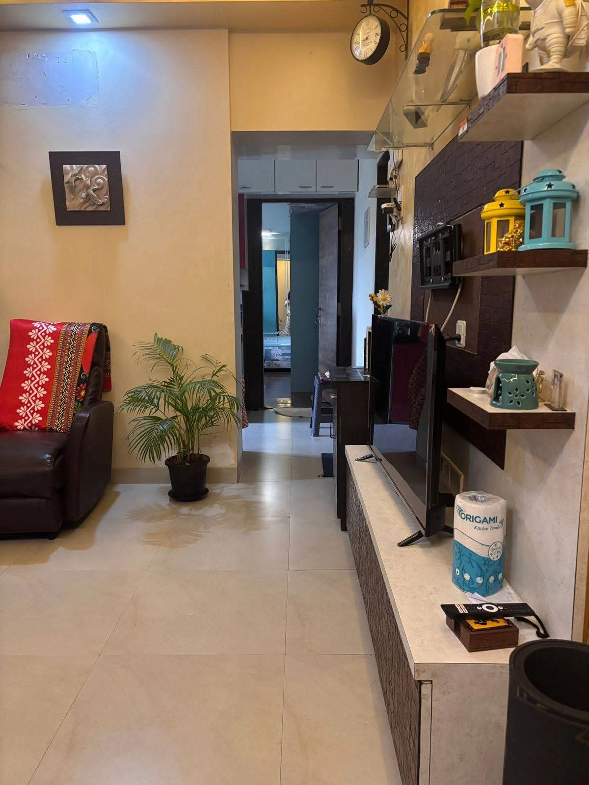 1 BHK Flat for Rent in Conwood Astoria Tower, Goregaon East