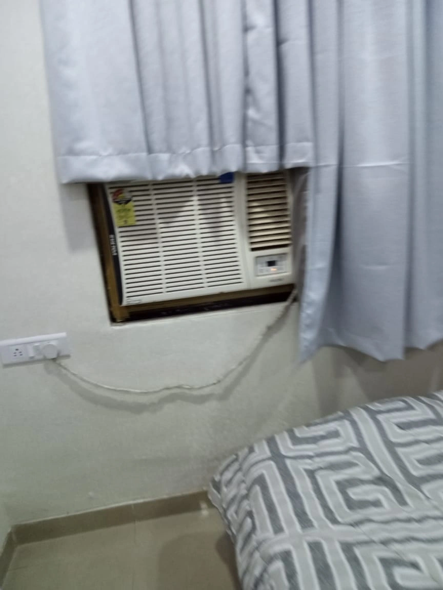 1 BHK Flat for Rent in Dheeraj Godavari Apartment , Malad West