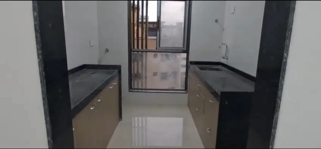 Single Room Girls only Flat for PG in Nemi Bhavan Tower, Goregaon West