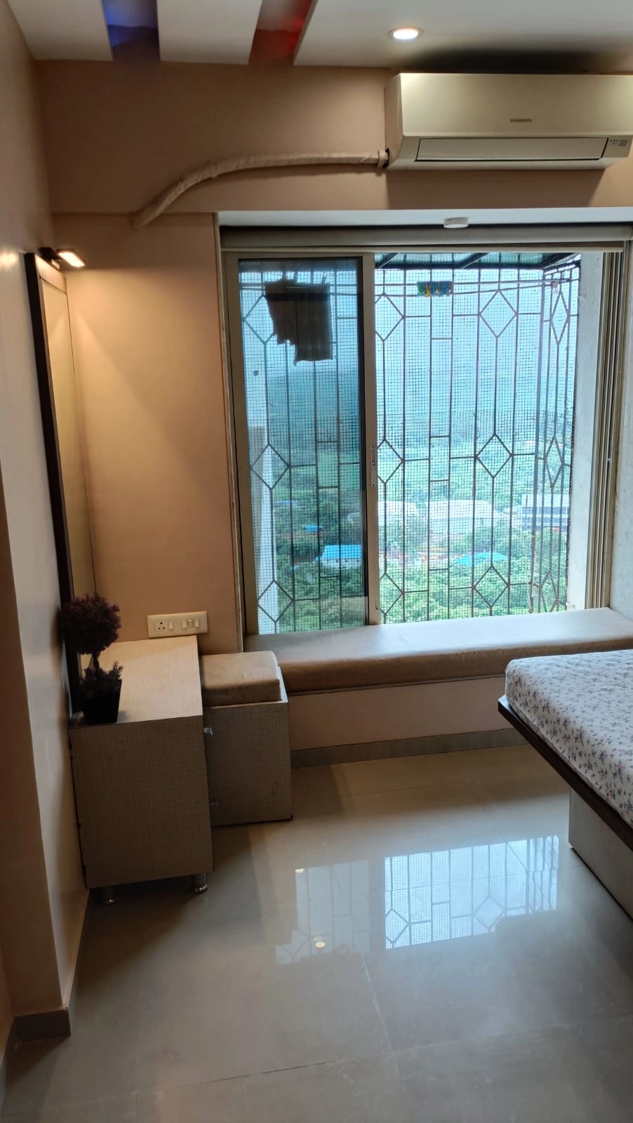 1 BHK Flat for Rent in Mantri Park, Goregaon East