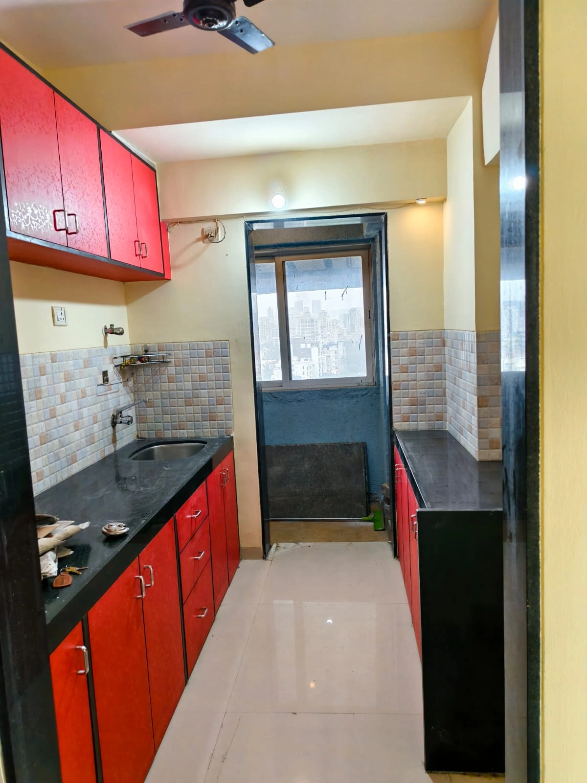 1 BHK Flat for Rent in Lotus Link Square, Malad West