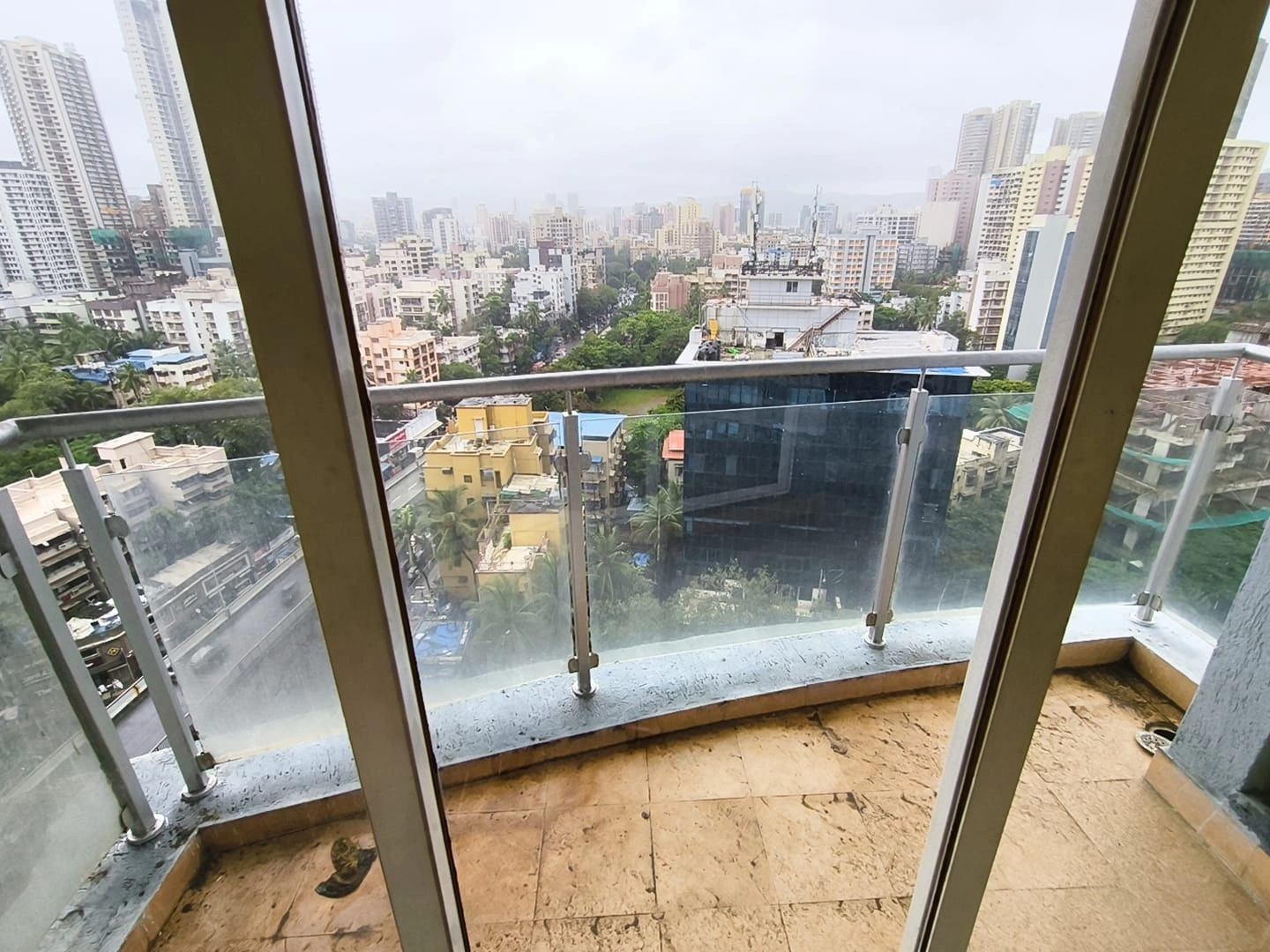 1 BHK Flat for Rent in Lotus Link Square, Malad West