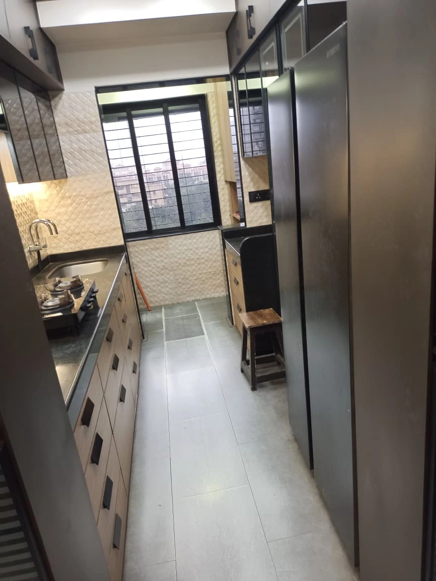 2 BHK Flat for Rent in Mangal Kripa Society, Malad West