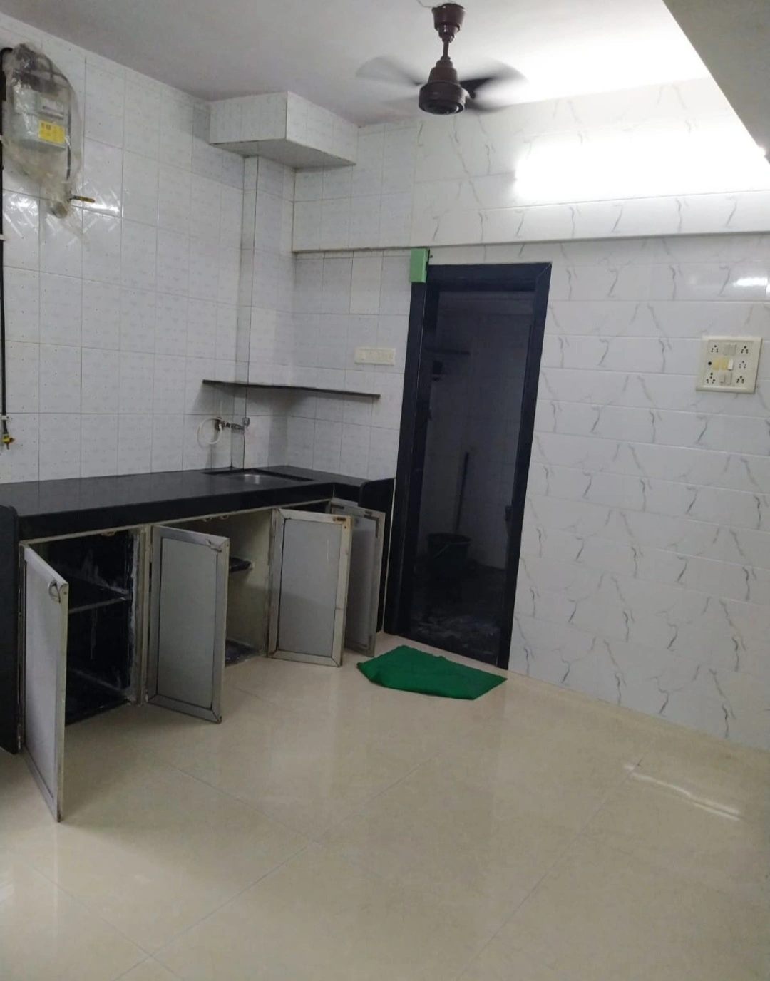 Studio apt Flat for Rent in Patidar Society , Malad West