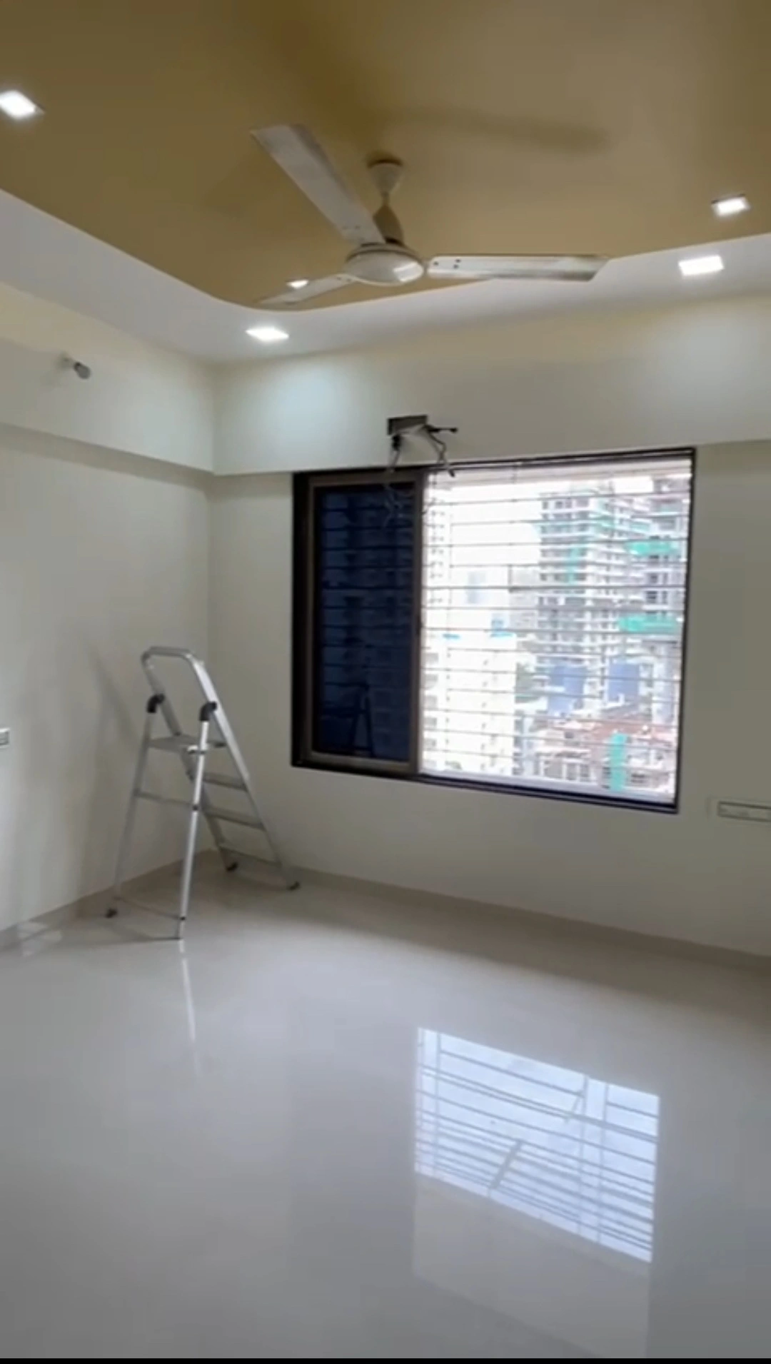 2 BHK Flat for Rent in Kailrai Tower, Goregaon West