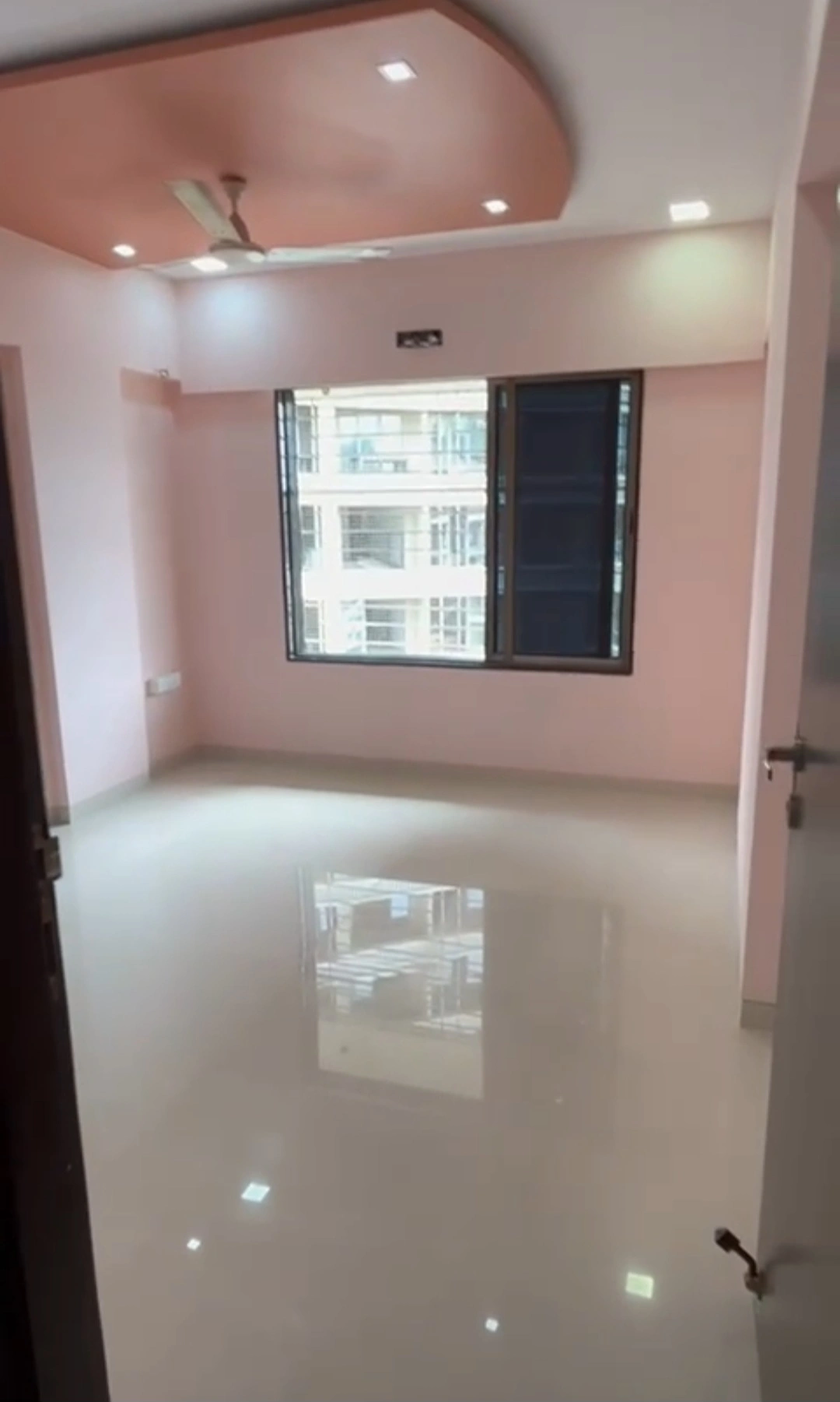 2 BHK Flat for Rent in Kailrai Tower, Goregaon West