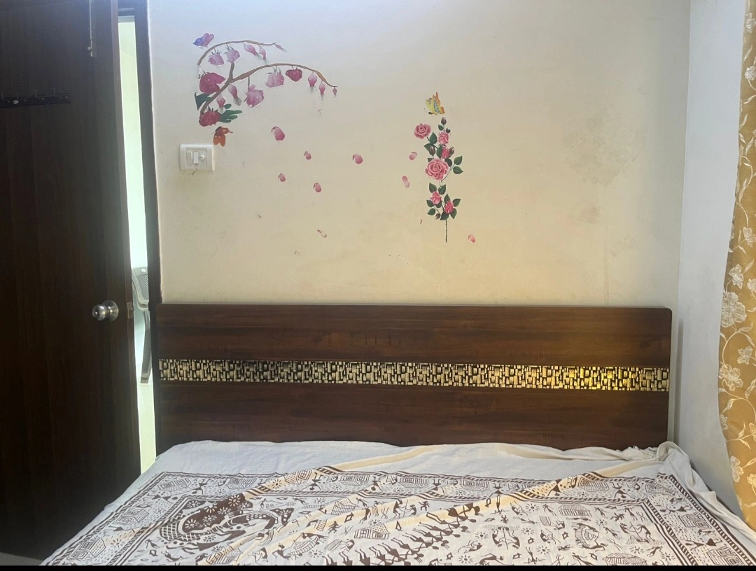 2 BHK Flat for Rent in Sethia Sea View, Goregaon West
