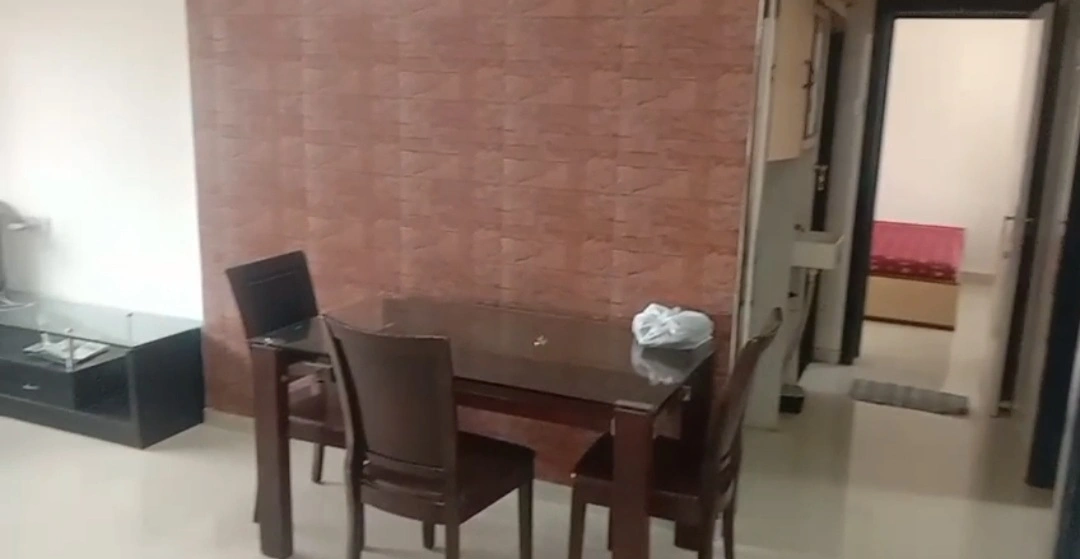2 BHK Flat for Rent in Blue Horizon Society, Malad West