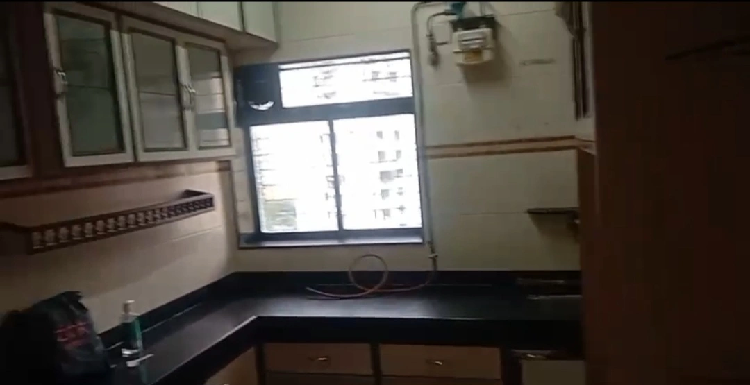 2 BHK Flat for Rent in Blue Horizon Society, Malad West