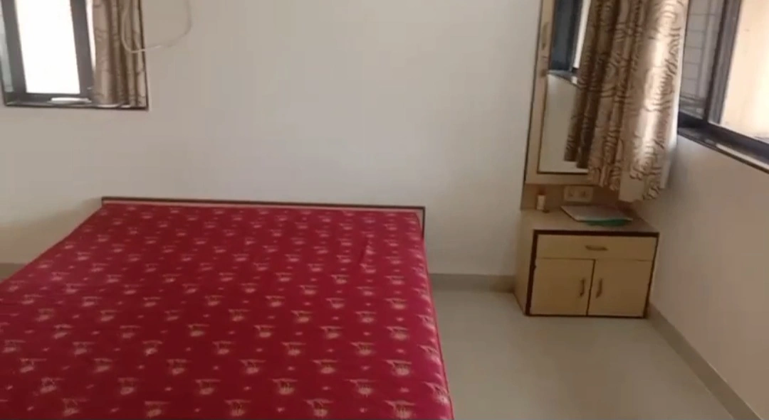 2 BHK Flat for Rent in Blue Horizon Society, Malad West