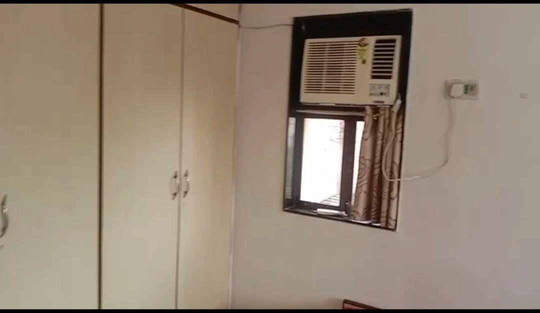 2 BHK Flat for Rent in Blue Horizon Society, Malad West