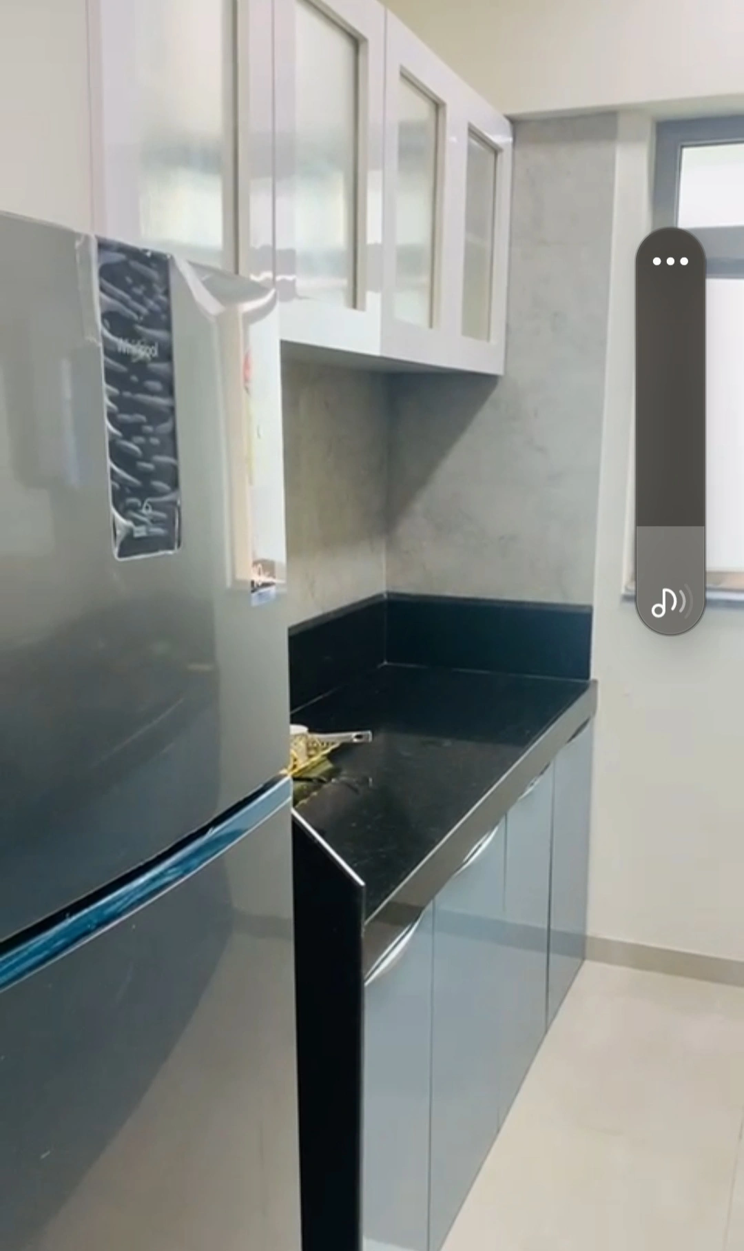 2 BHK Flat for Rent in Sheth Irene Tower, Malad West