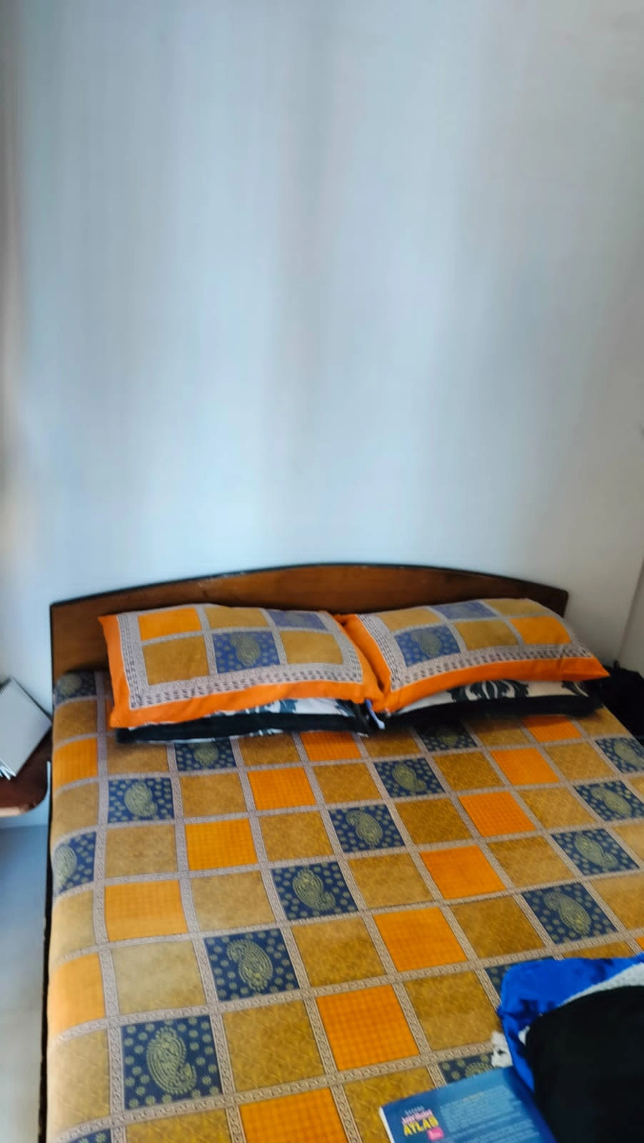 2 BHK Flat for Rent in SV Road, Goregaon West