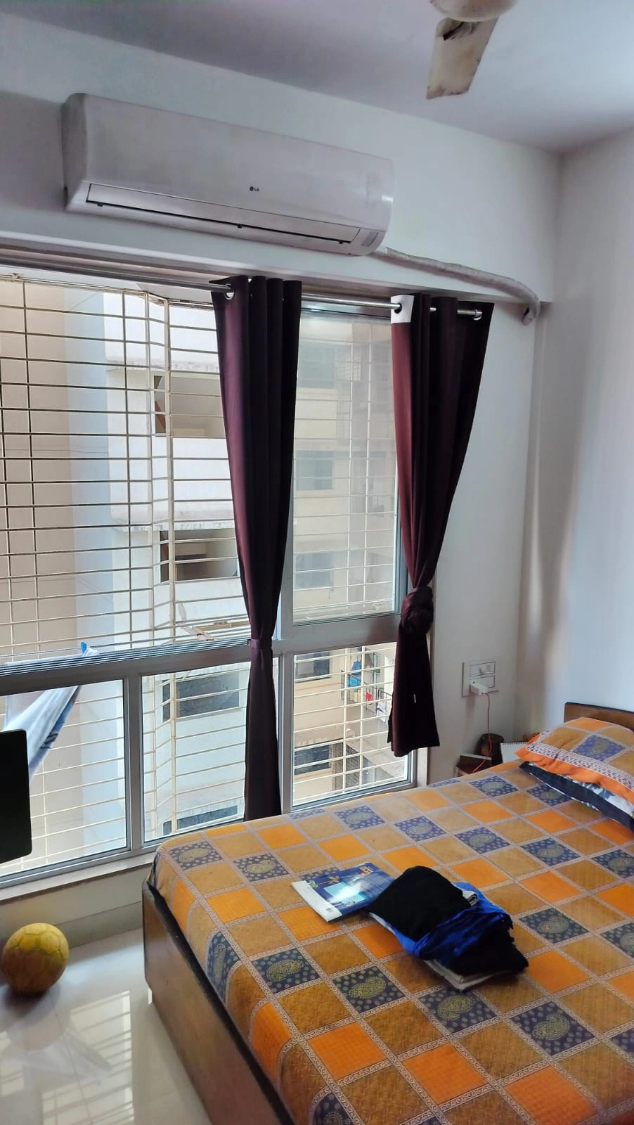 2 BHK Flat for Rent in SV Road, Goregaon West